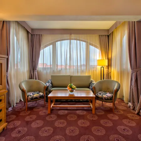 Hotel Kempinski Grand Arena 5*