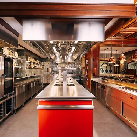 Kempinski Grand Arena Otel 5*